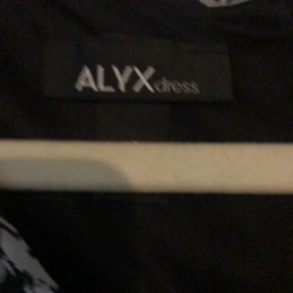 Alyx dress black with flower top new size 16 - Picture 3 of 4